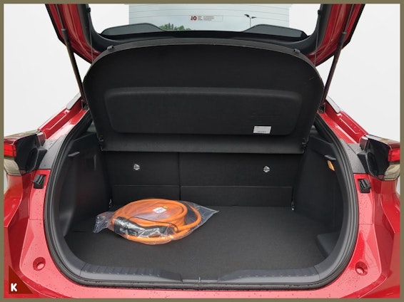 Vehicle image 19 Vehicle image 19