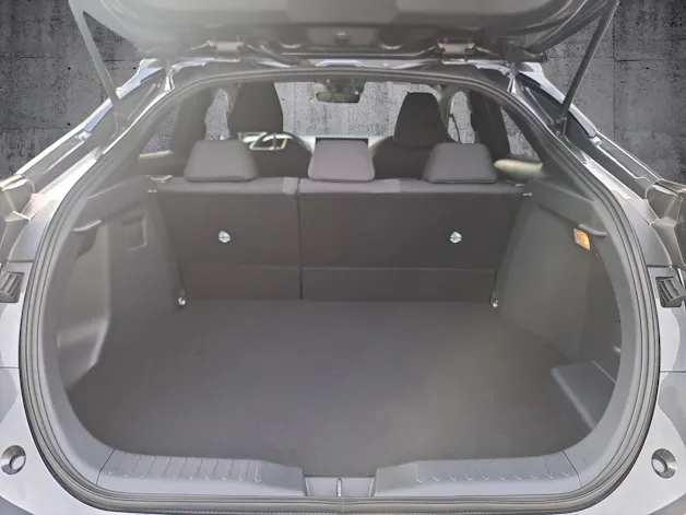 Toyota C-HR 2.0 PHEV Swiss Edition