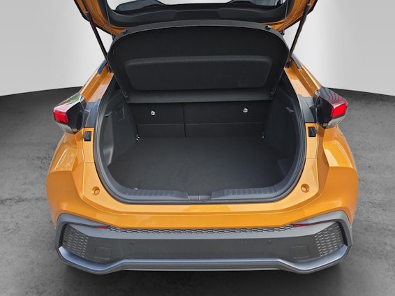 Vehicle image 9 Vehicle image 9