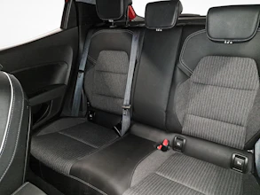 https://vehicle.imgix.net/3880744/ec7aa4fc-fb11-4060-812e-587f5373d364.jpg
