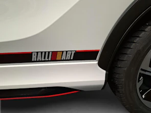 Fahrzeugbild MITSUBISHI Eclipse Cross 2.4 PHEV Ralliart 4x4