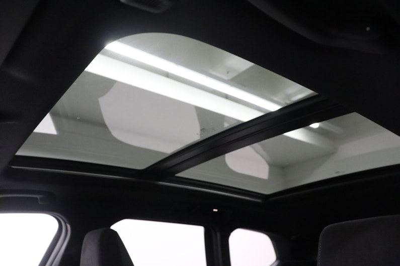 Vehicle image BMW iX1