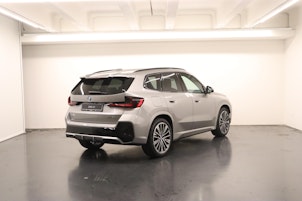 Vehicle image BMW iX1 30 xDrive