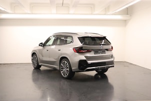 Vehicle image BMW iX1 30 xDrive