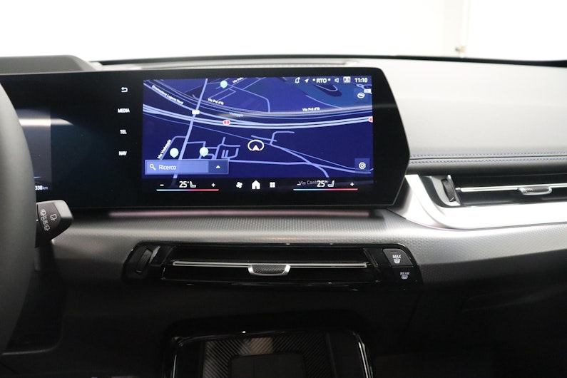 Vehicle image BMW iX1