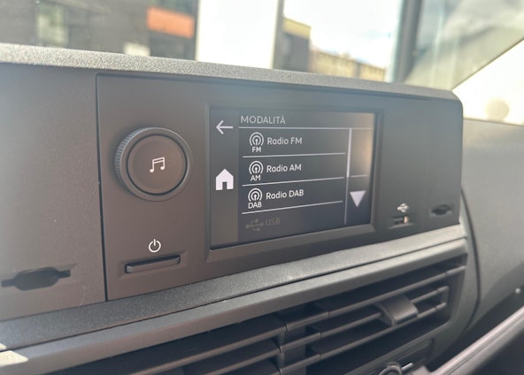 Vehicle image 7 Vehicle image 7