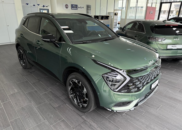 First vehicle image First vehicle image