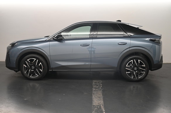 PEUGEOT 3008 1.2 Hybrid Allure Premium 2