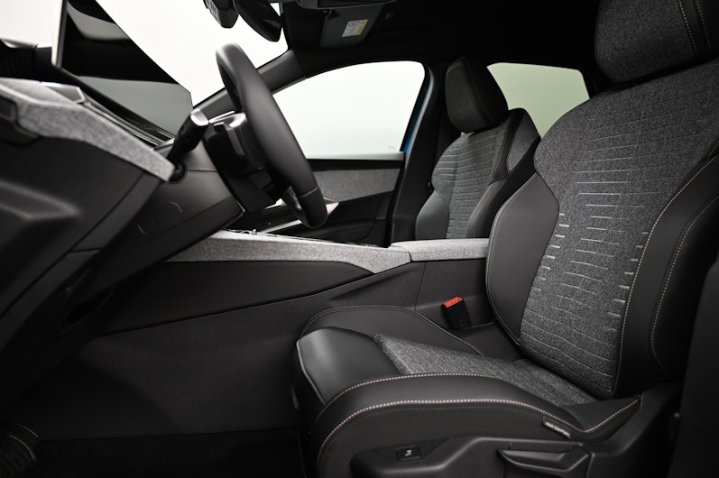 Vehicle image PEUGEOT 3008