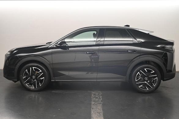 PEUGEOT 3008 1.2 Hybrid Allure Premium 2