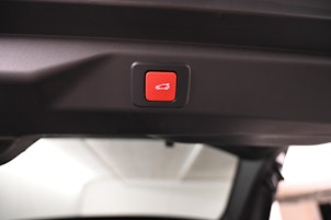 Vehicle image PEUGEOT 3008 1.2 Hybrid GT