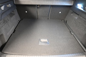 Vehicle image PEUGEOT 3008 1.2 Hybrid GT