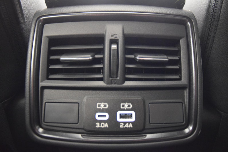 Vehicle image SUBARU FORESTER