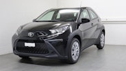 First vehicle image