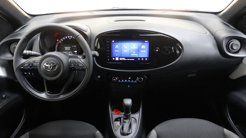 Vehicle image TOYOTA AYGO X