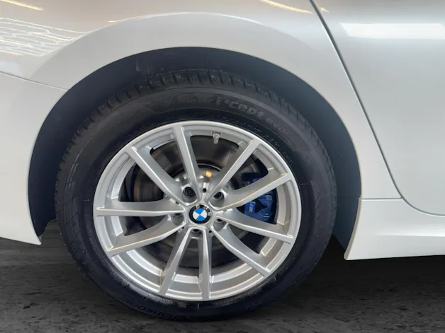 BMW 320d xDrive SAG Touring