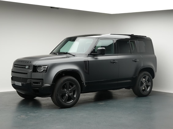 First vehicle image