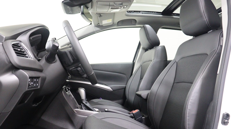 Vehicle image SUZUKI S-CROSS