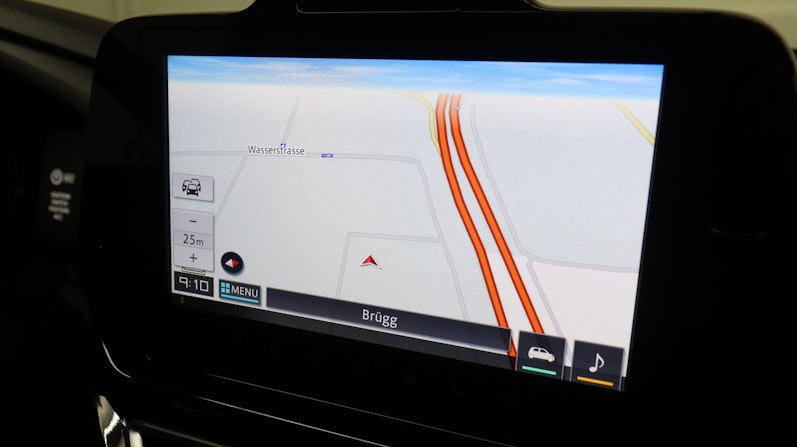 Vehicle image SUZUKI S-CROSS