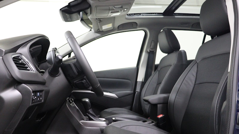 Vehicle image SUZUKI S-CROSS