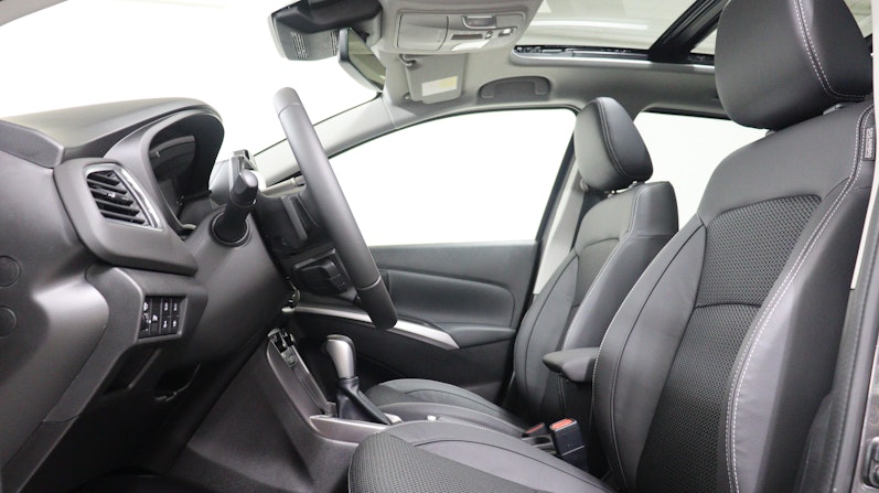 Vehicle image SUZUKI S-CROSS