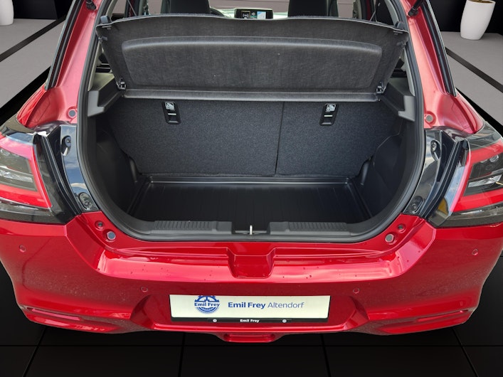 Vehicle image SUZUKI SWIFT