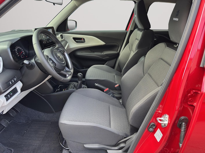 Vehicle image SUZUKI SWIFT