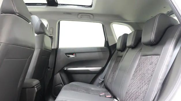 Suzuki Vitara 1.4 T Compact Top Hybrid 4x4