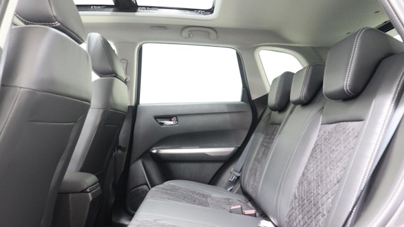 SUZUKI Vitara 1.4 T Compact Top Hybrid 4x4 3