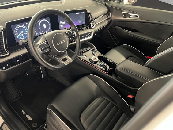 Vehicle image 5 Vehicle image 5