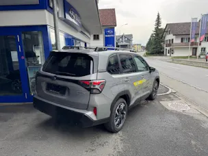 Subaru Forester Station 2.0i e-Boxer Swiss Plus