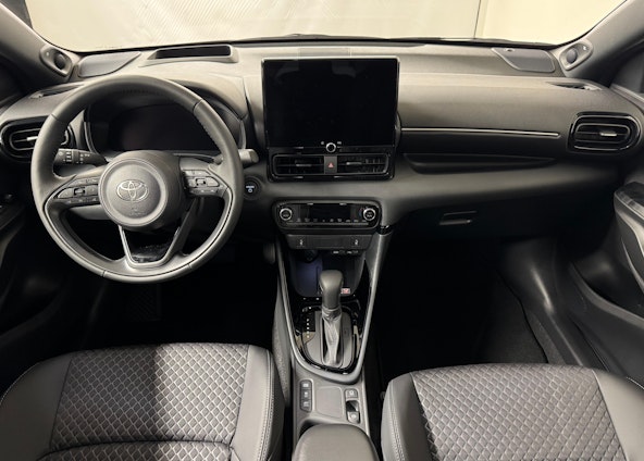 Vehicle image 6 Vehicle image 6