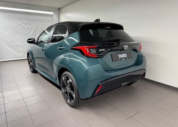 Vehicle image 3 Vehicle image 3