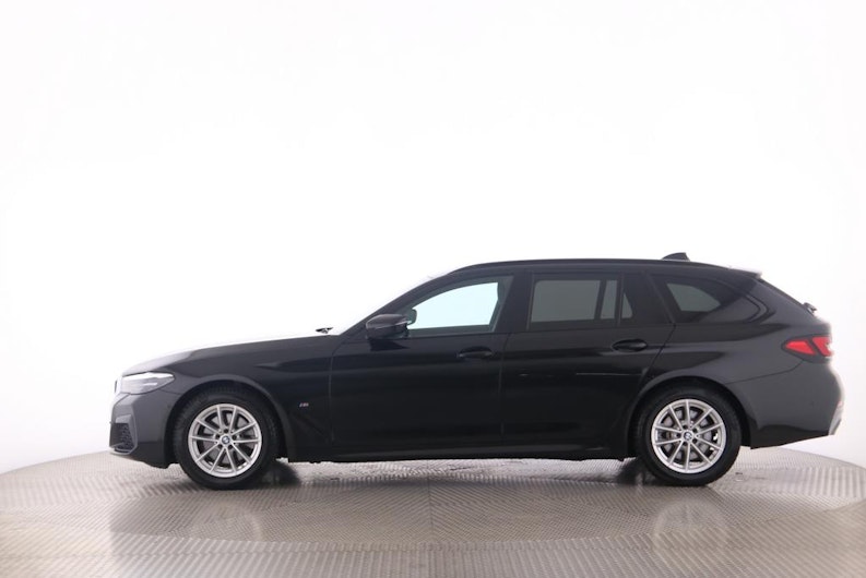 Vehicle image BMW 5 SERIES