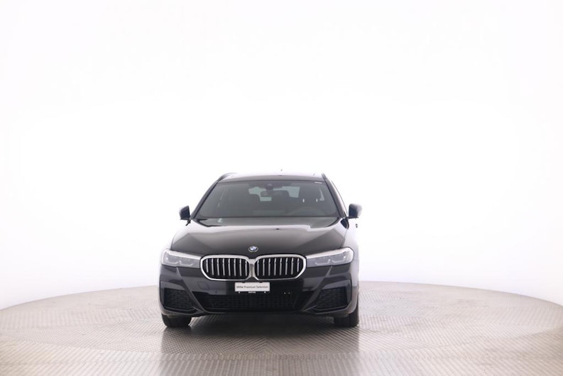 Vehicle image BMW 5 SERIES