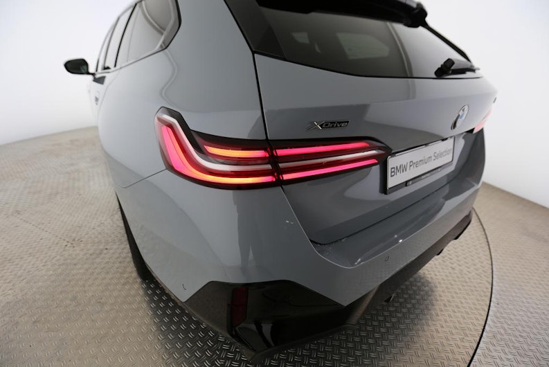 Vehicle image BMW 5 SERIES