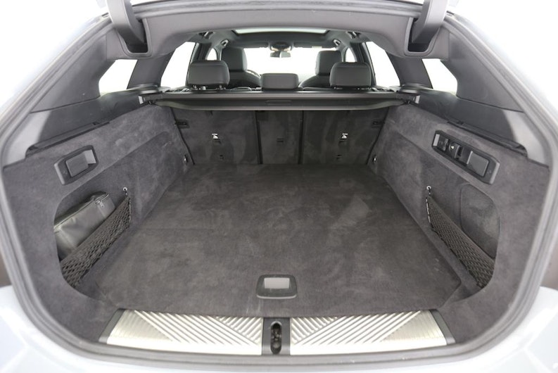 Vehicle image BMW 5 SERIES