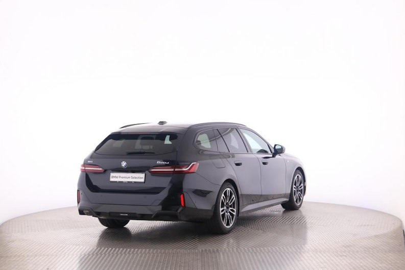 Vehicle image BMW 5 SERIES