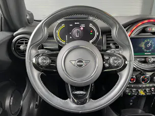 Mini F56 Cooper SE