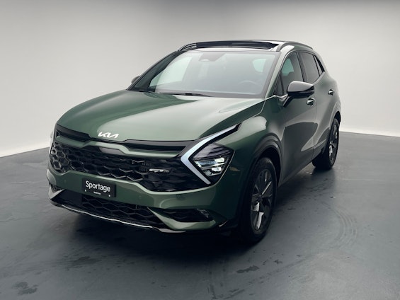 First vehicle image