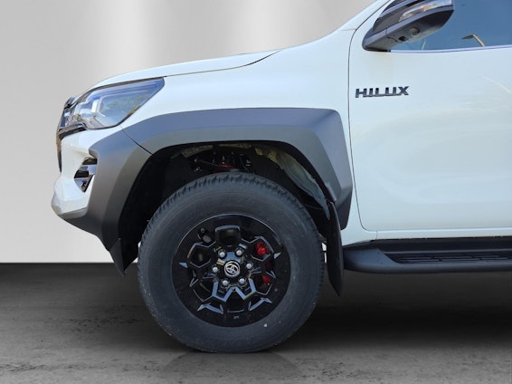 Vehicle image 8 Vehicle image 8