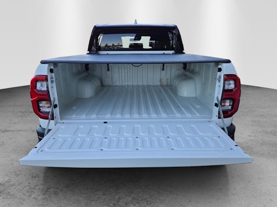 Vehicle image 9 Vehicle image 9