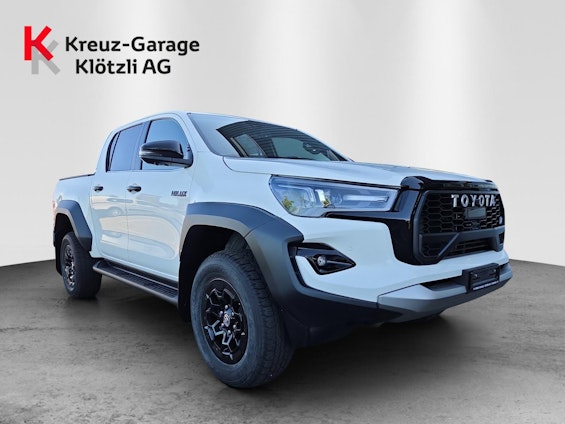 First vehicle image First vehicle image