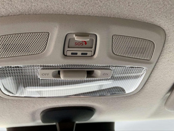 Vehicle image 15 Vehicle image 15