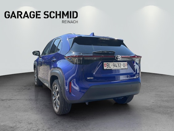 Vehicle image 4 Vehicle image 4