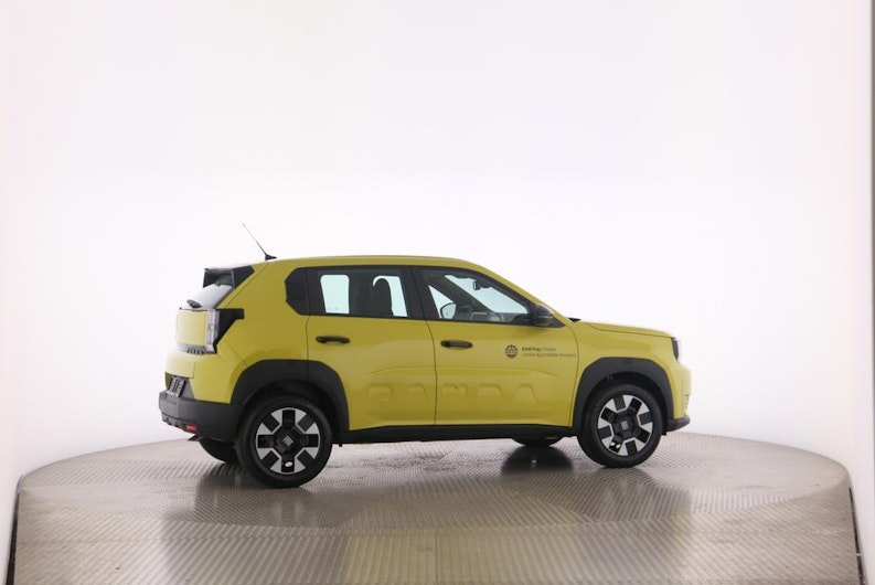 Vehicle image FIAT GRANDE PANDA