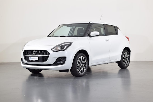 First vehicle image