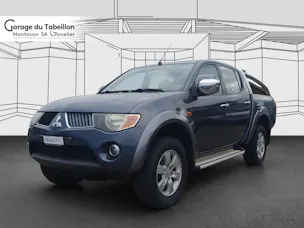 Mitsubishi L200 D-Cab pick-up 2.5D 136cv 4x4 Invite