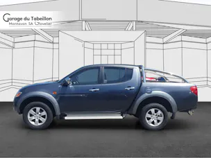 Mitsubishi L200 D-Cab pick-up 2.5D 136cv 4x4 Invite