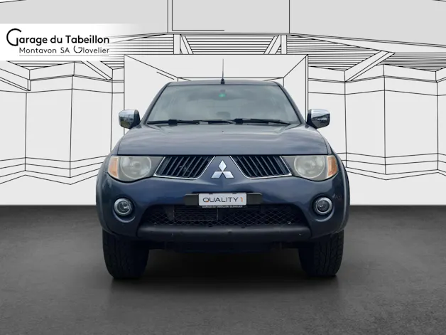 Mitsubishi L200 D-Cab pick-up 2.5D 136cv 4x4 Invite